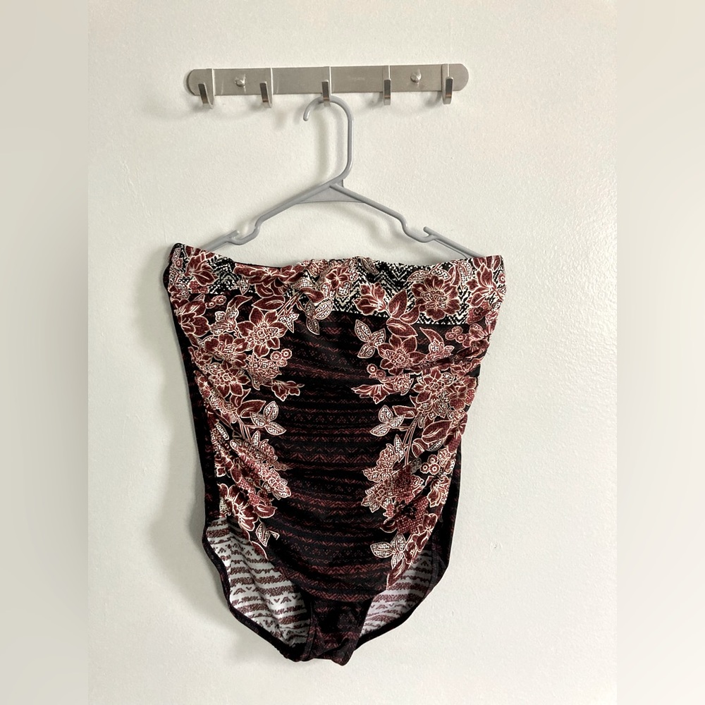MiracleSuit Bandeau Ruched One Piece Swimsuit (14)